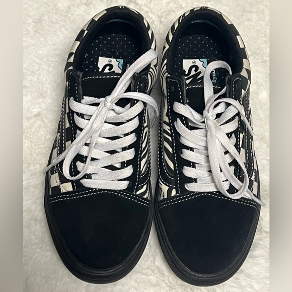 Very Rare find! Low top Vans “Zebra & Checkered Design” - Picture 2 of 6